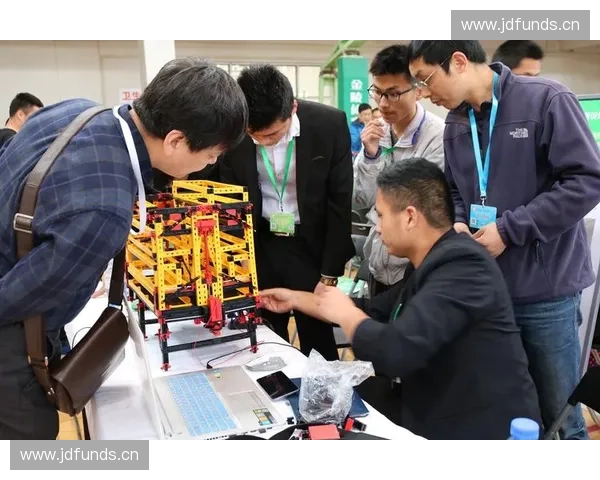 比赛器具的创新与发展对竞技水平提升的影响分析